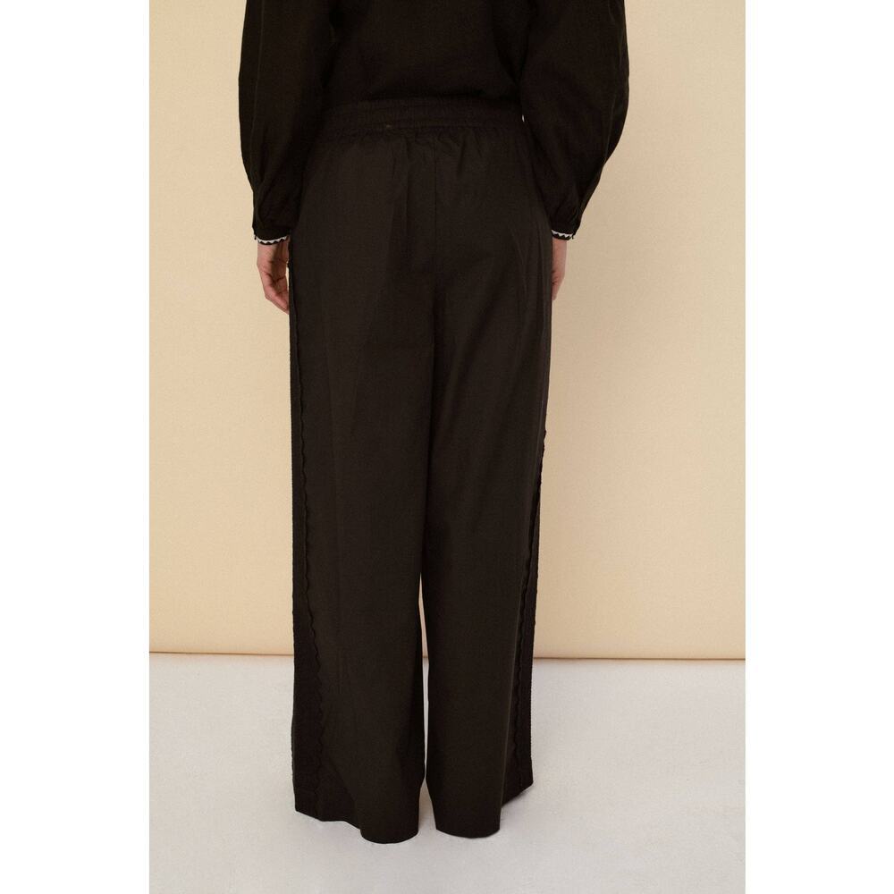 Sonmer Cotton Wide Leg Pant in Black - Picture 3 of 3